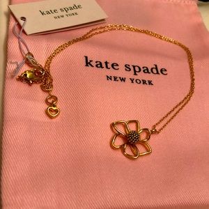 NWT KATE SPADE GOLD “WILD GARDEN” NECKLACE. ALSO MATCHES “WILD GARDEN” EARRINGS!